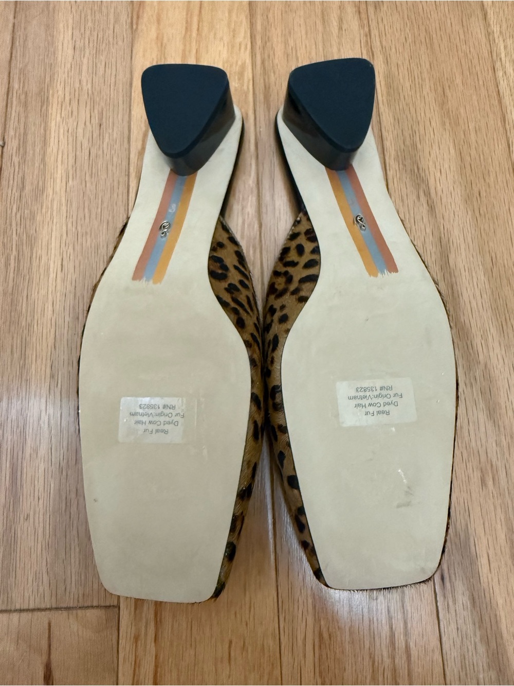 Sam Edelman Leopard Print Mule with Gold Bit Detail - Picture 4 of 5